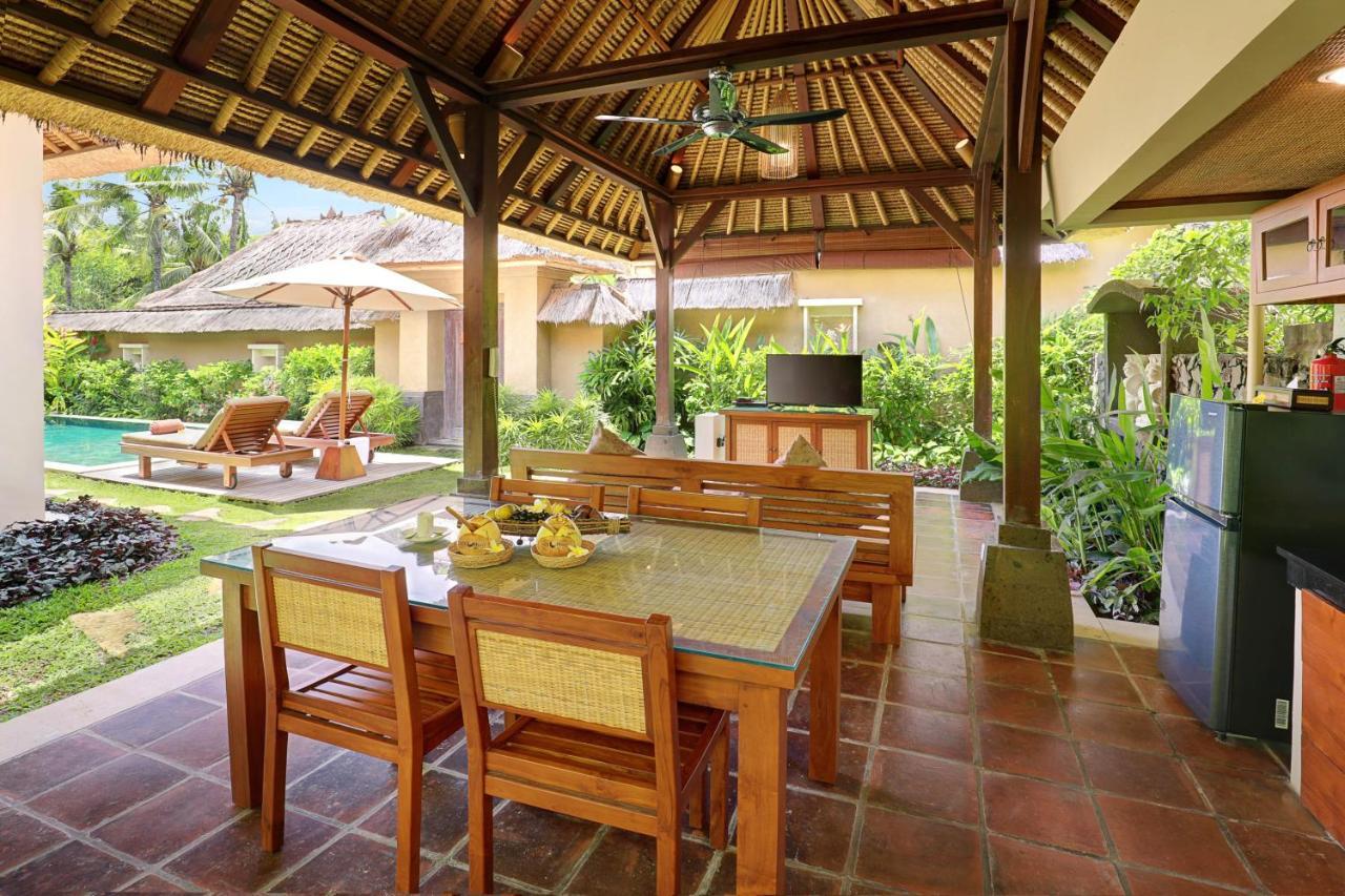우붓 뉴 발리 리조트&스파 외부 사진 A villa in Bali