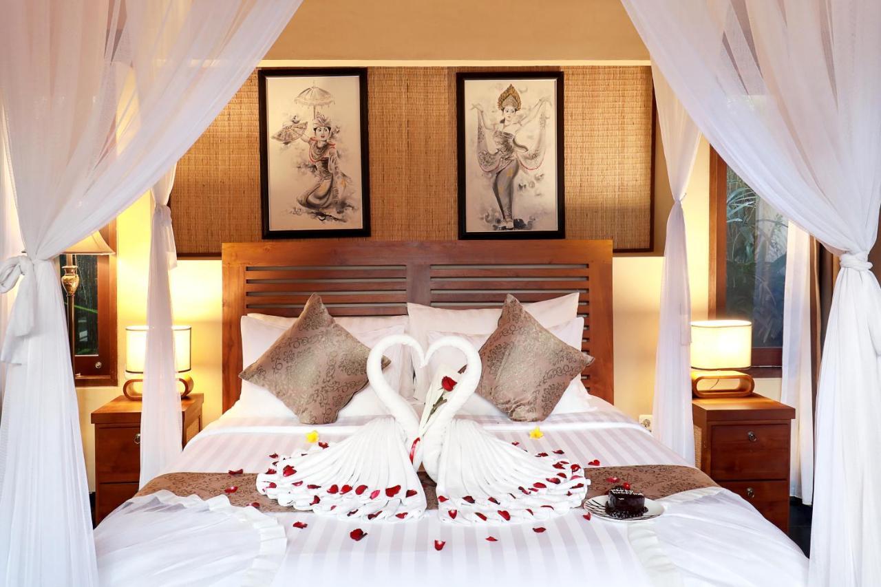 우붓 뉴 발리 리조트&스파 외부 사진 A bedroom at the hotel